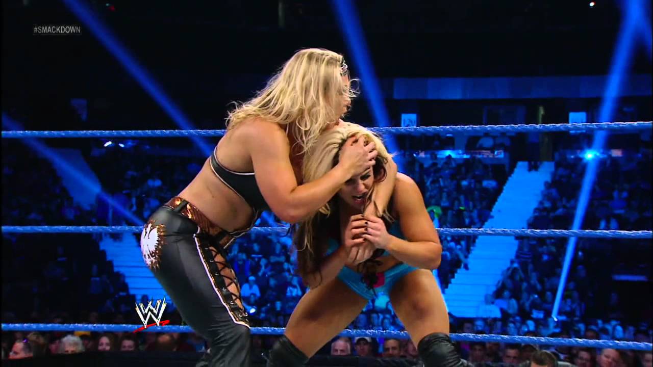 Кейтлин против Бет Феникс: SmackDown, 14 сентября 2012 г.