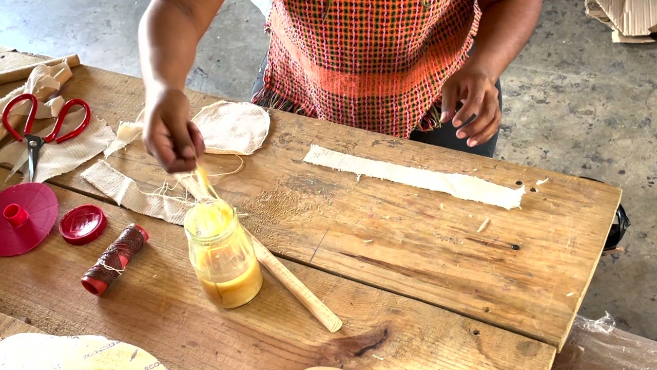 tutoría como armar un tu baqueta para tambor de temazcal  con materiales de tu casa