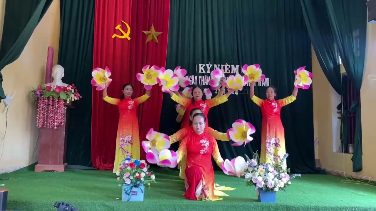 Múa Hoa - Về Quê Hương Nghĩa Mẹ Tình Cha