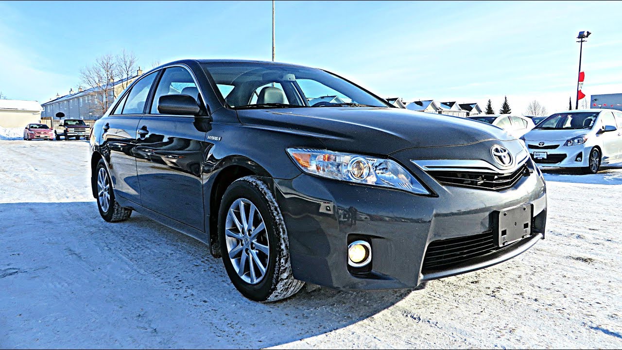 Обзор гибрида Toyota Camry XLE 2011 года