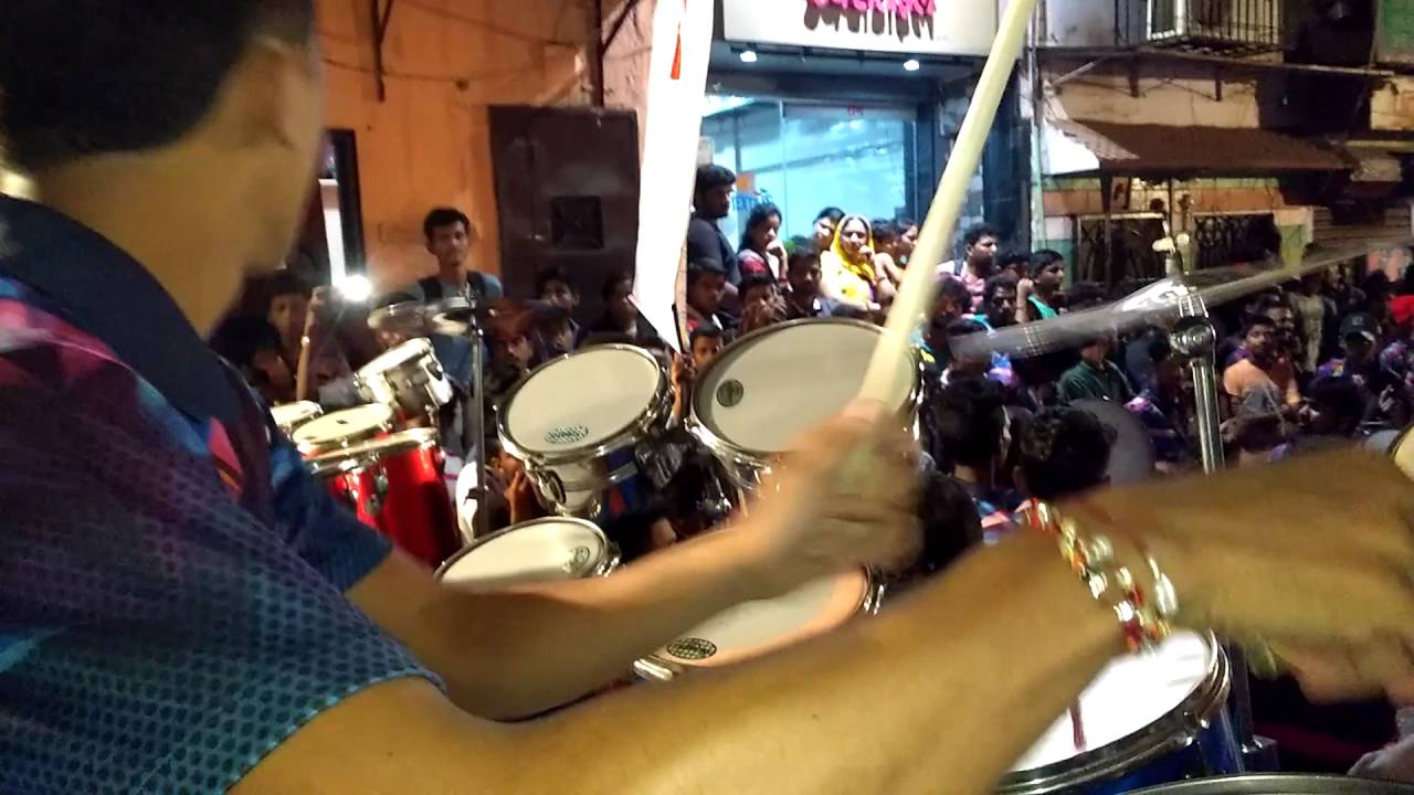 Lalbaug Beats playing jai Bhavani jai Shivaji at malad west..2016