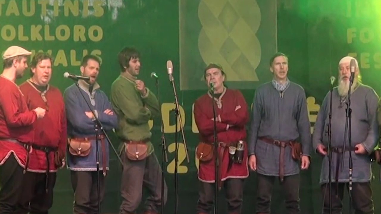 Traditional Estonian music - Love song "Tule minu ildaja istumaie, videvikku vietämäie!"