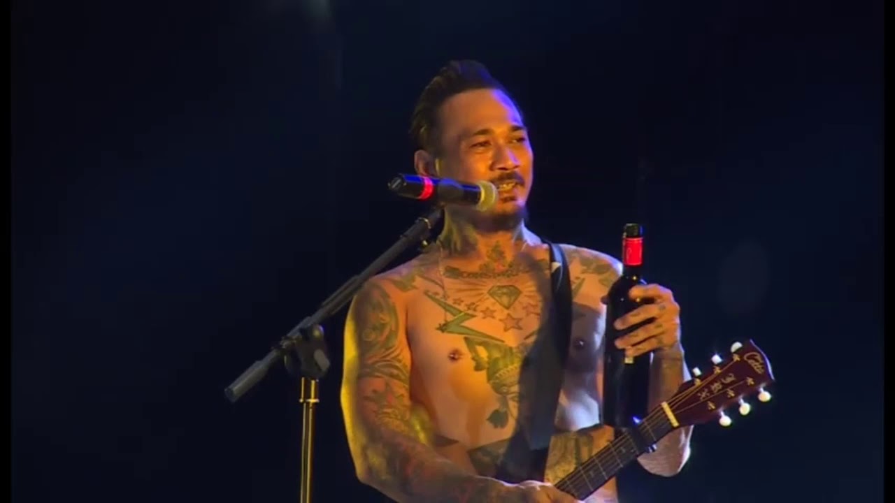 SUPERMAN IS DEAD - LADY ROSE Live BigBang Jakarta