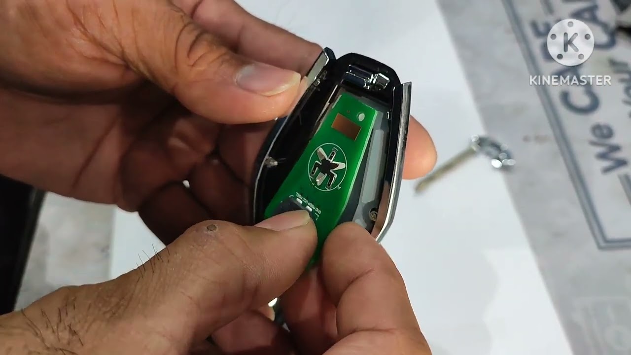 How to remove and replace a remote key battery on a jetour x70 plus 🔐🗝️
