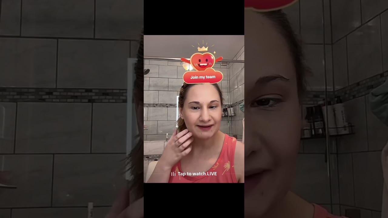 Gypsy Rose tiktok live & SHOwS BABY BUMP 🤰🏼