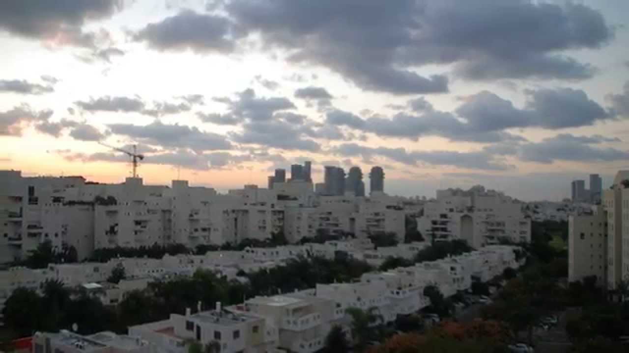 עיר לבנה אריק איינשטיין