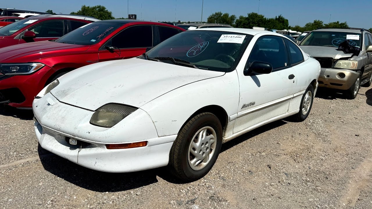 Super Cheap Pontiac Sunfire Find at IAA!