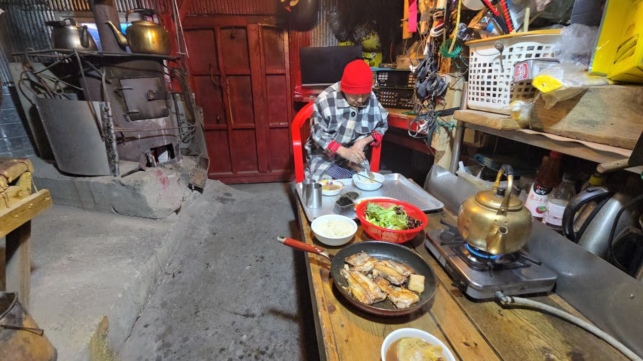 엄마 밥묵자 솔직히 하기싫어도 어쩔겨 가시는 날까지 ᆢ