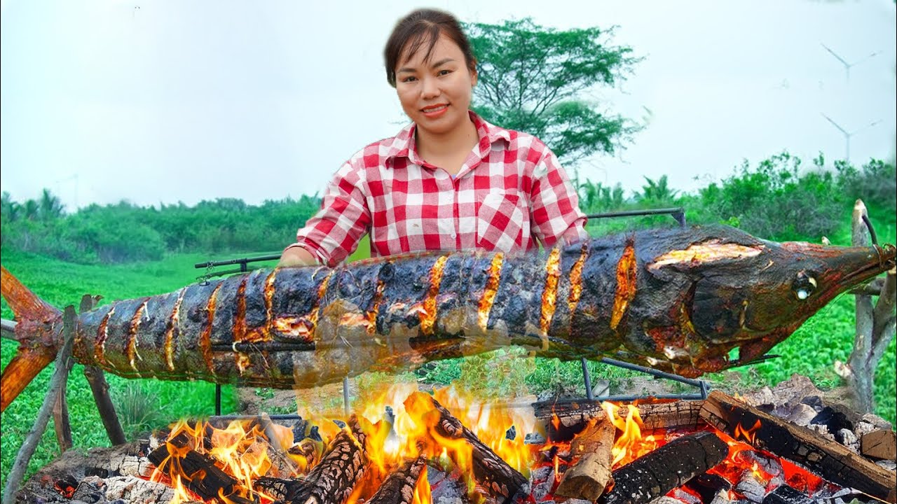 Harvesting 1000+ Giant Catfish to Sell | 40 Kg Full Fish BBQ Recipe Village Style | Python Runs Away