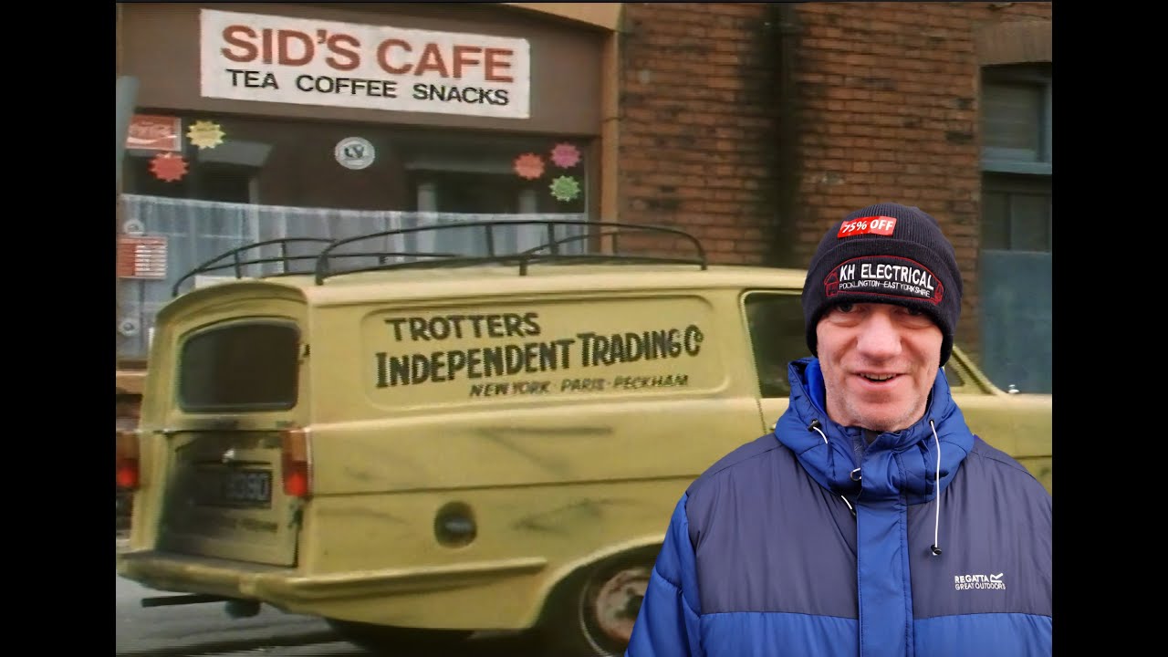 ONLY FOOLS AND HORSES, Christmas Special Filming location, TO HULL AND BACK. SID'S CAFE & The Market