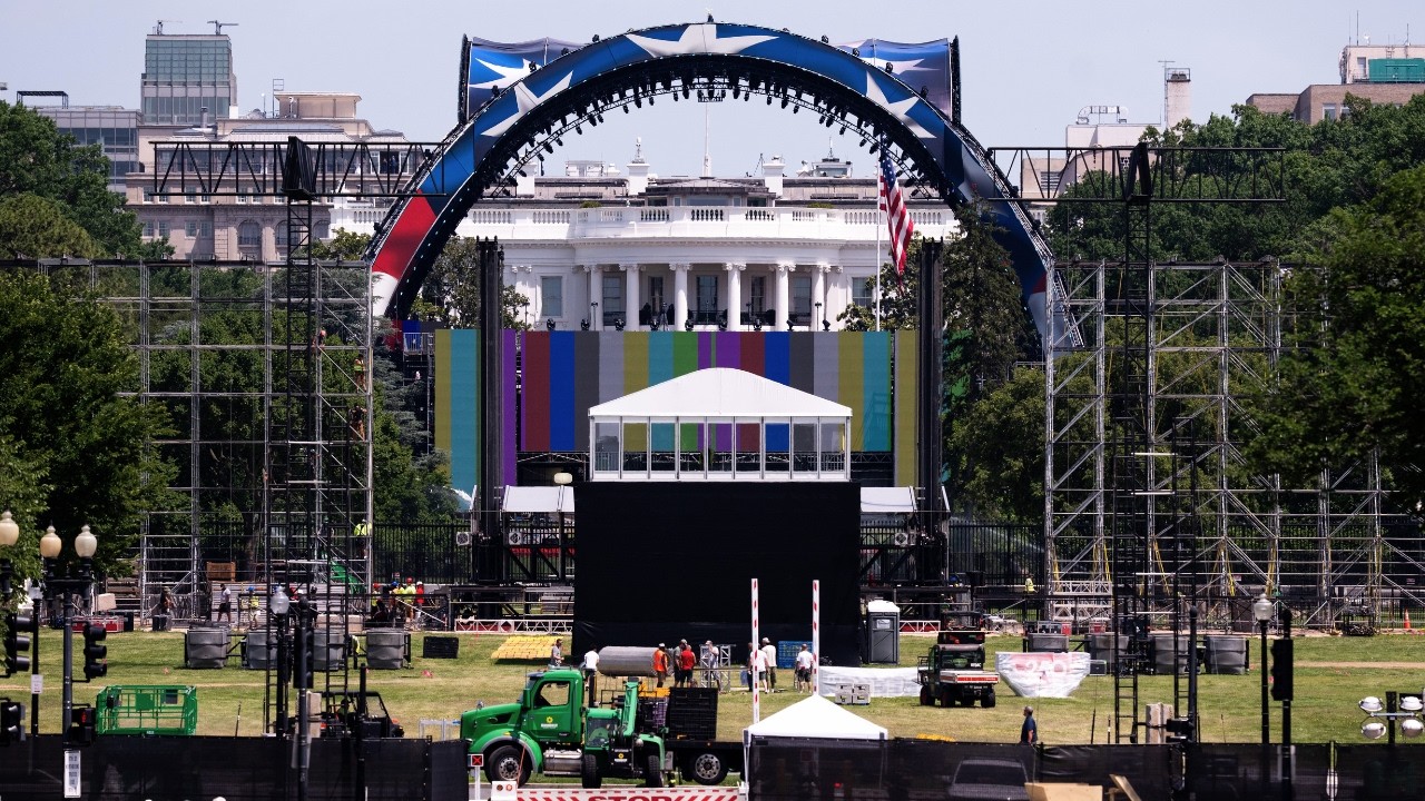 Lawsuit seeks to stop the UFC fight on White House lawn for Trump's birthday