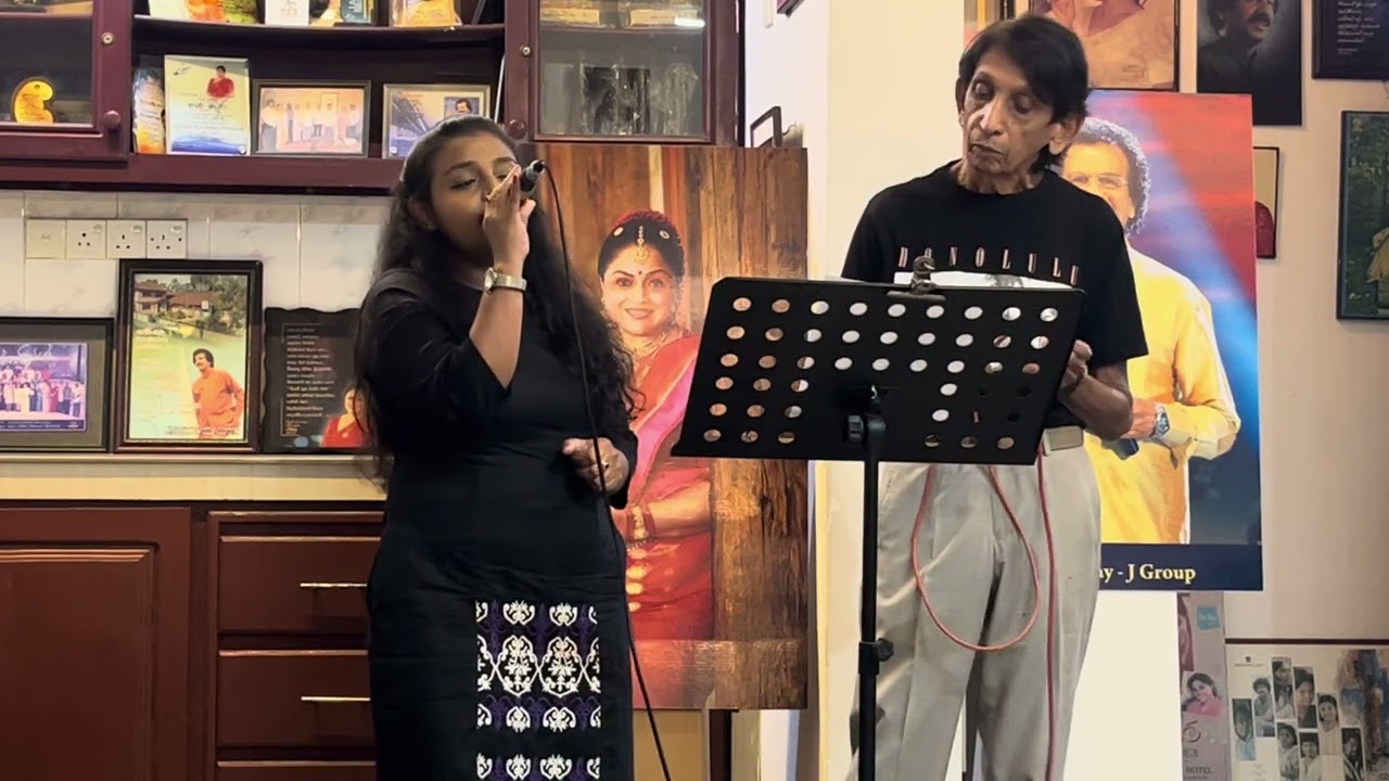 AE MERE HAMSAFAR / Uthumi Chethana and Sarath Ruhunusiri in SARISARA 