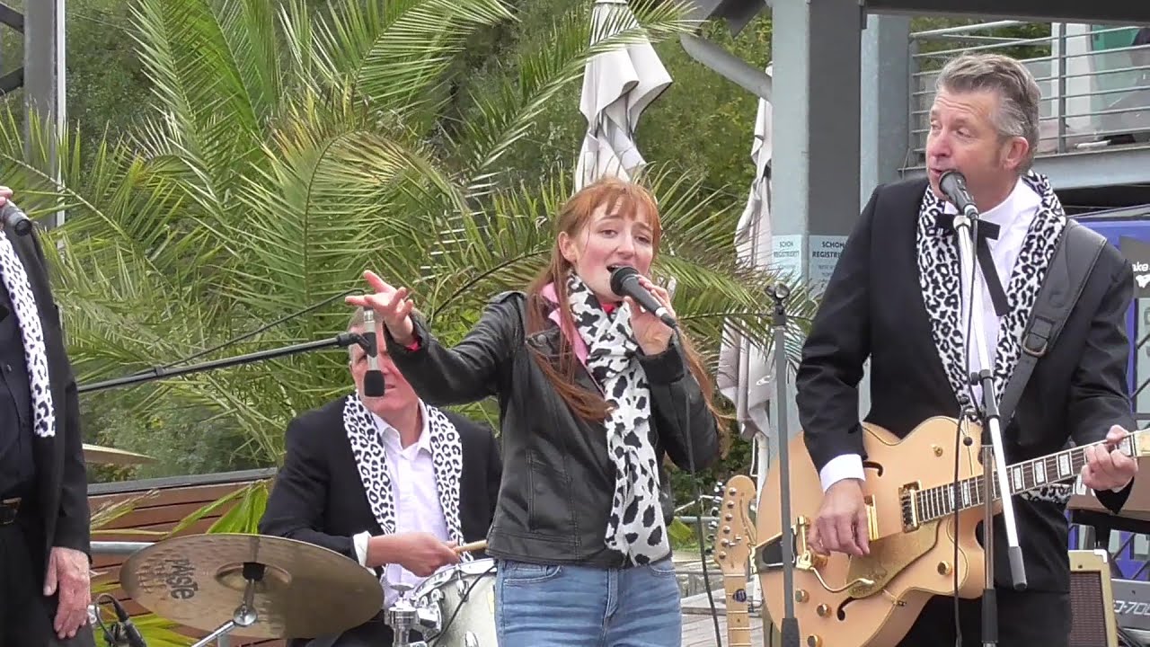 Teddy und die Lollipops 2022 mit Larissa - Schöner fremder Mann