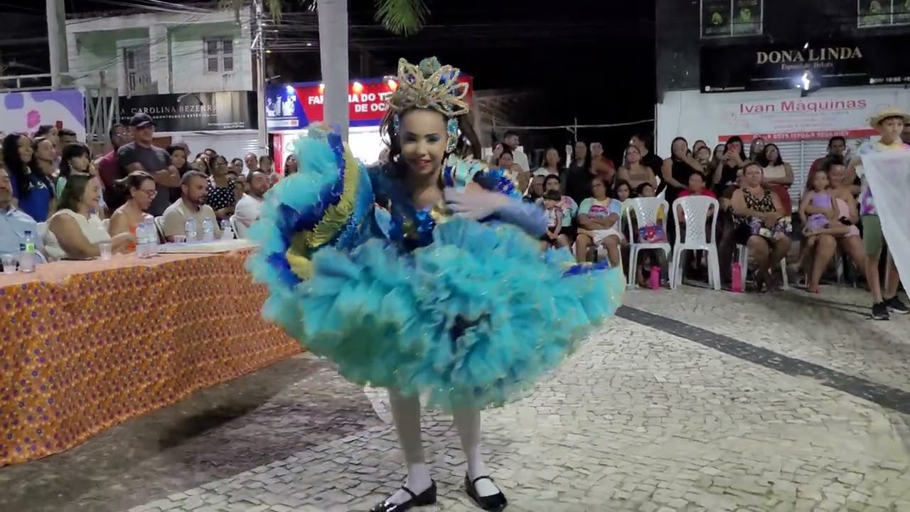 Rainha da Junina Encanto: Adriele Paulino abrilhantando o lançamento da Junina Encanto edição 2026.