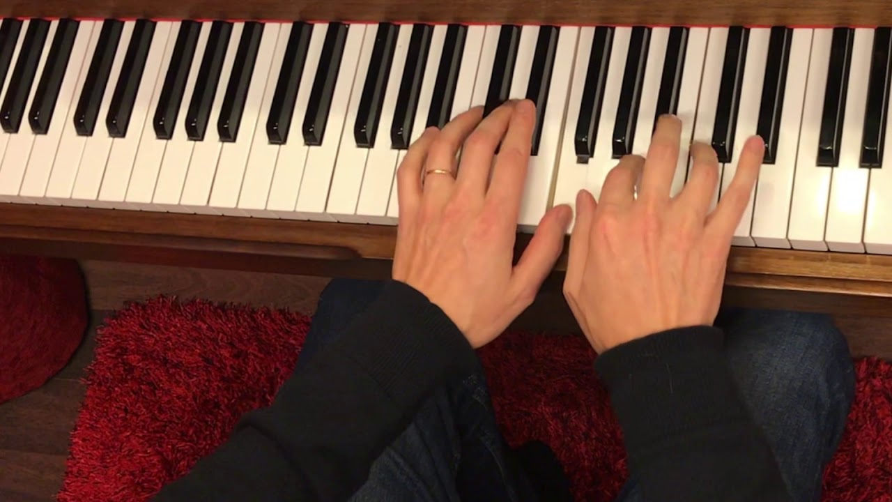 Oskar Merikannon Valse lente Musiikkituotanto Keysin piano-oppilaan soittamana.