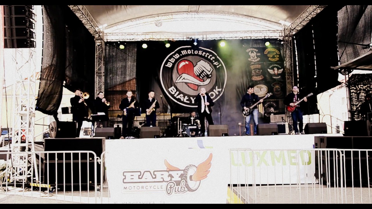 A.M.P.R Band-e LiVE  