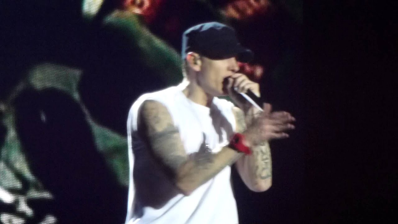 Eminem Airplanes & Stan Live Sydney Australia 4th December 2011