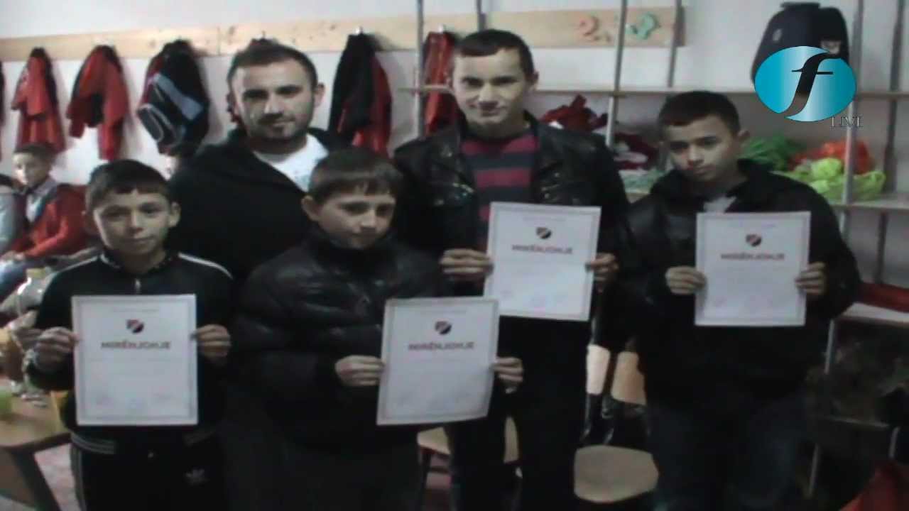 Ndahen mirënjohje për fatosat dhe pionierët e K.F. VARDARI -Forinë