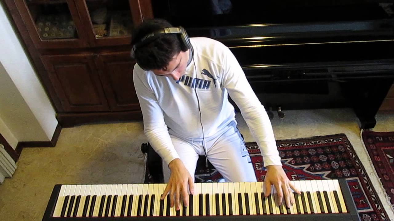 Yamaha P105b Demo - Somewhere Over the Rainbow - HD audio video