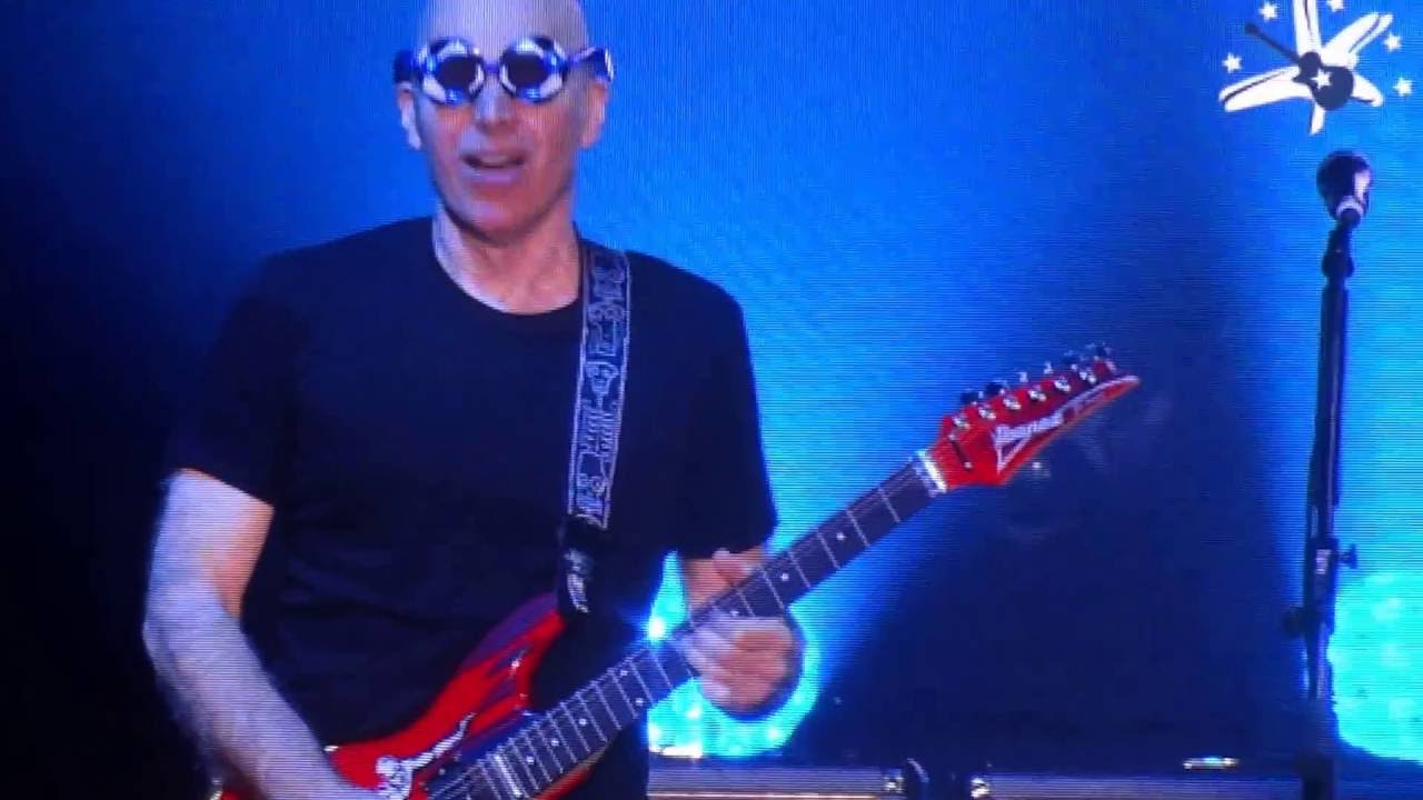 JOE SATRIANI 60th Birthday + STEVE VAI   Big Bad Moon GUITARE EN SCENE FESTIVAL FRANCE 2016