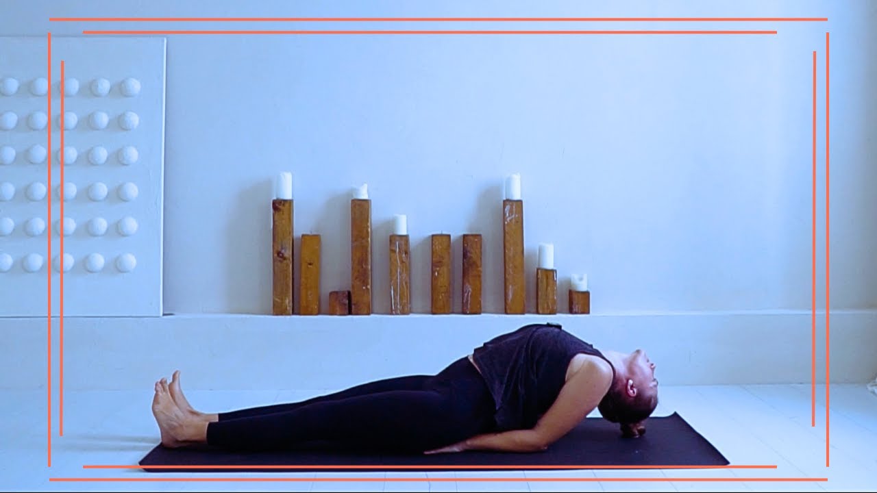 Yoga Pentru Stres I Adu O Stare De Detașare și Relaxare În Minte Și Corp