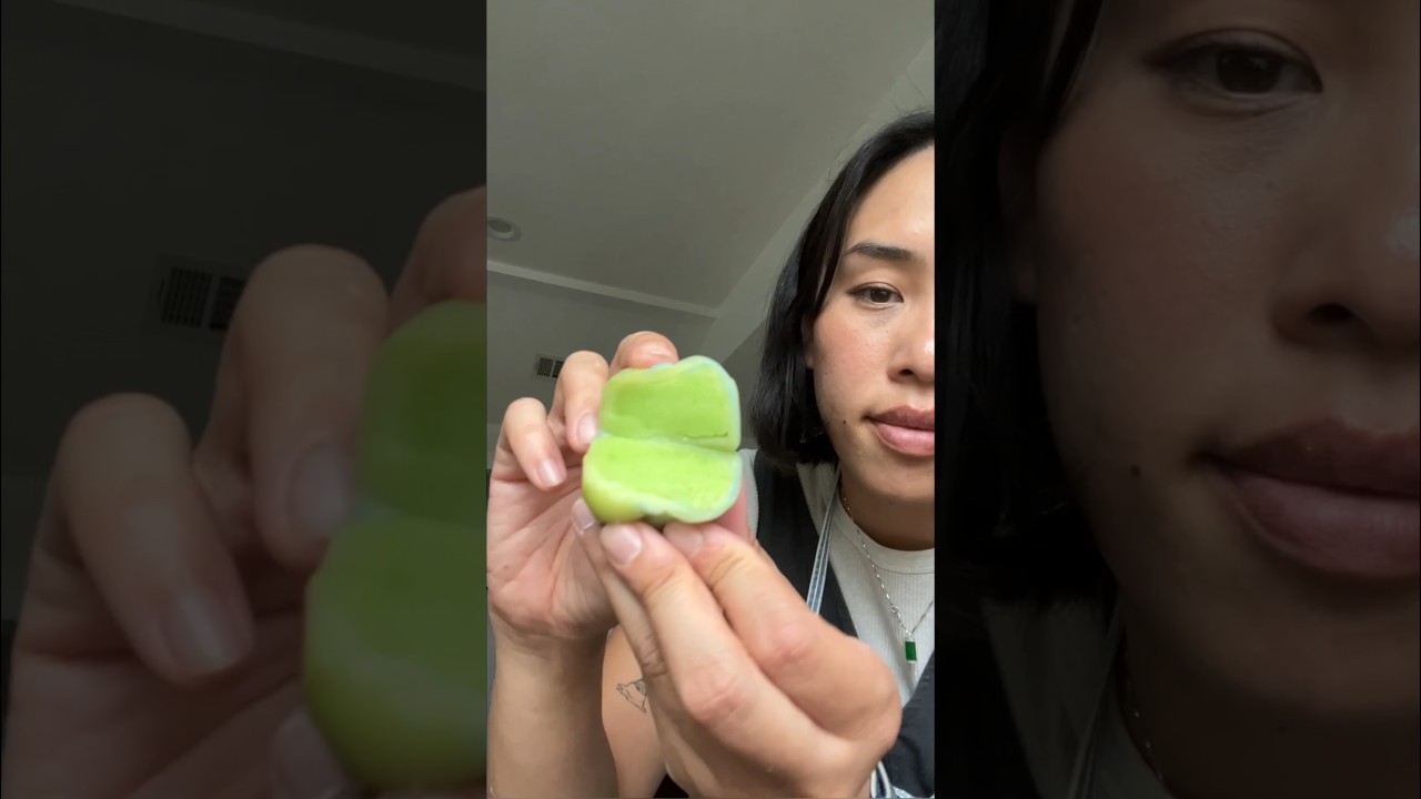 Pandan Mung Bean Snowskin Mooncakes