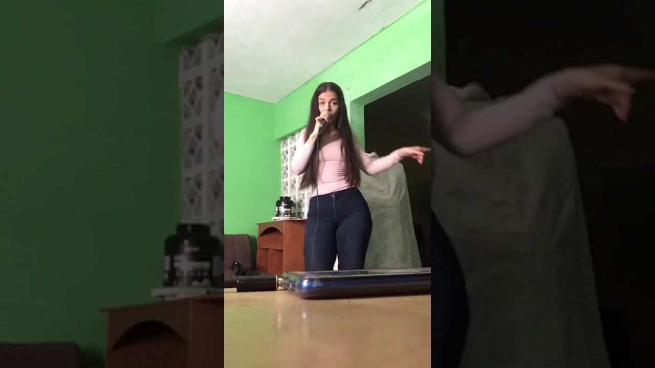 Carolina Vizcarra ~ La Carcacha 🚗