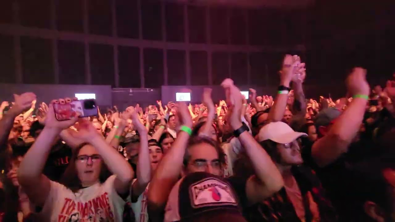 The Warning Evolve Majestic Theatre Detroit 2024