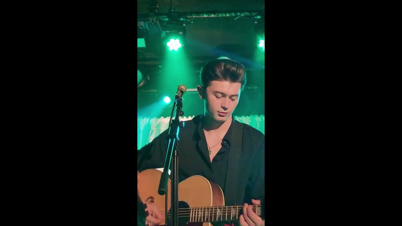 Elliot James Reay - I Can't Stay Away - Live in London 2025