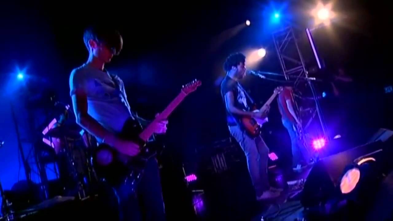 Bloc Party - Uniform [Live à L'Olympia Paris '07]