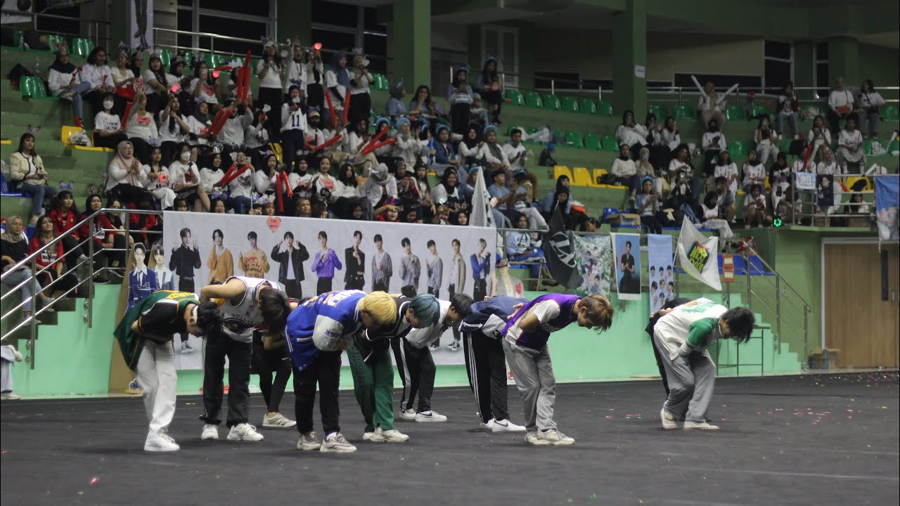 TREASURE (트레저) DANCE COVER - BONA BONA + B.O.M.B Vers KABOOM by TIMELINE AT FSAC from INDONESIA