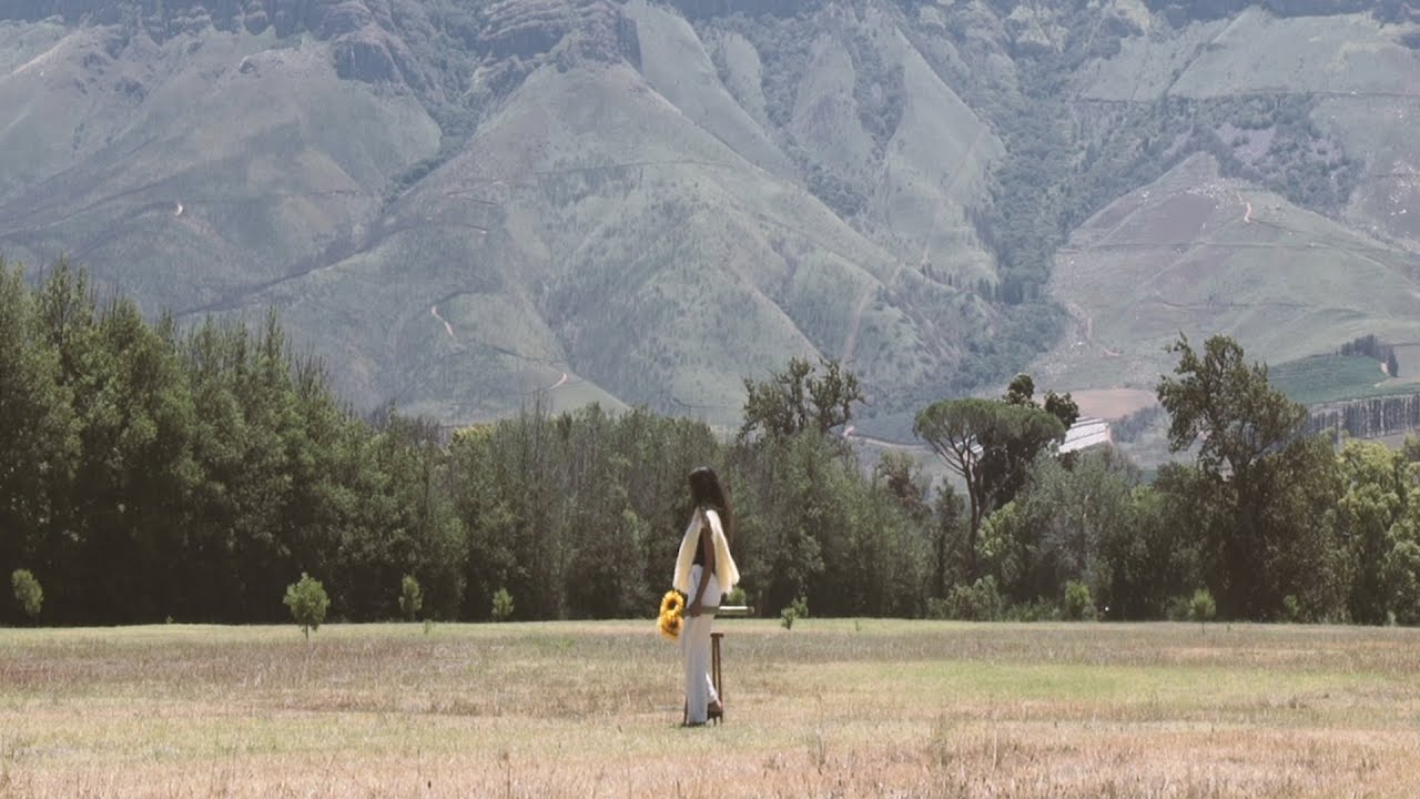 Nabihah Iqbal - 'Sunflower' (Official Video)