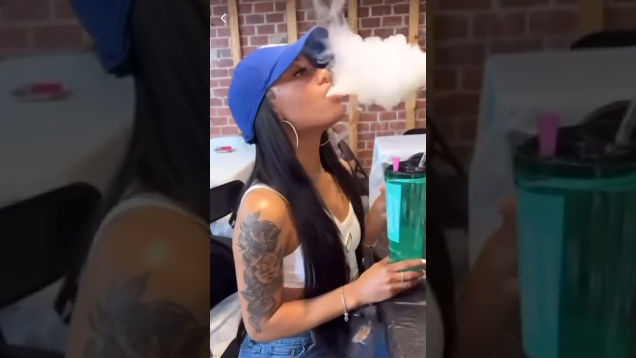 Set your Ploox X Party Shisha Cup and have fun🤩 #ploox #drink #smoke #party #partycup