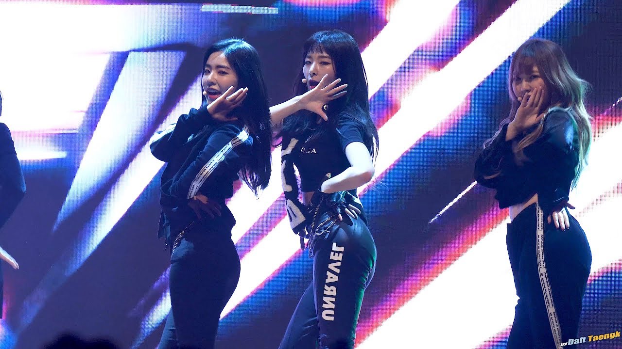 180302 슬기 Seulgi 레드벨벳 Red Velvet 'Bad Boy' @서울호서전문학교 입학식 4K 60P 직캠 by DaftTaengk