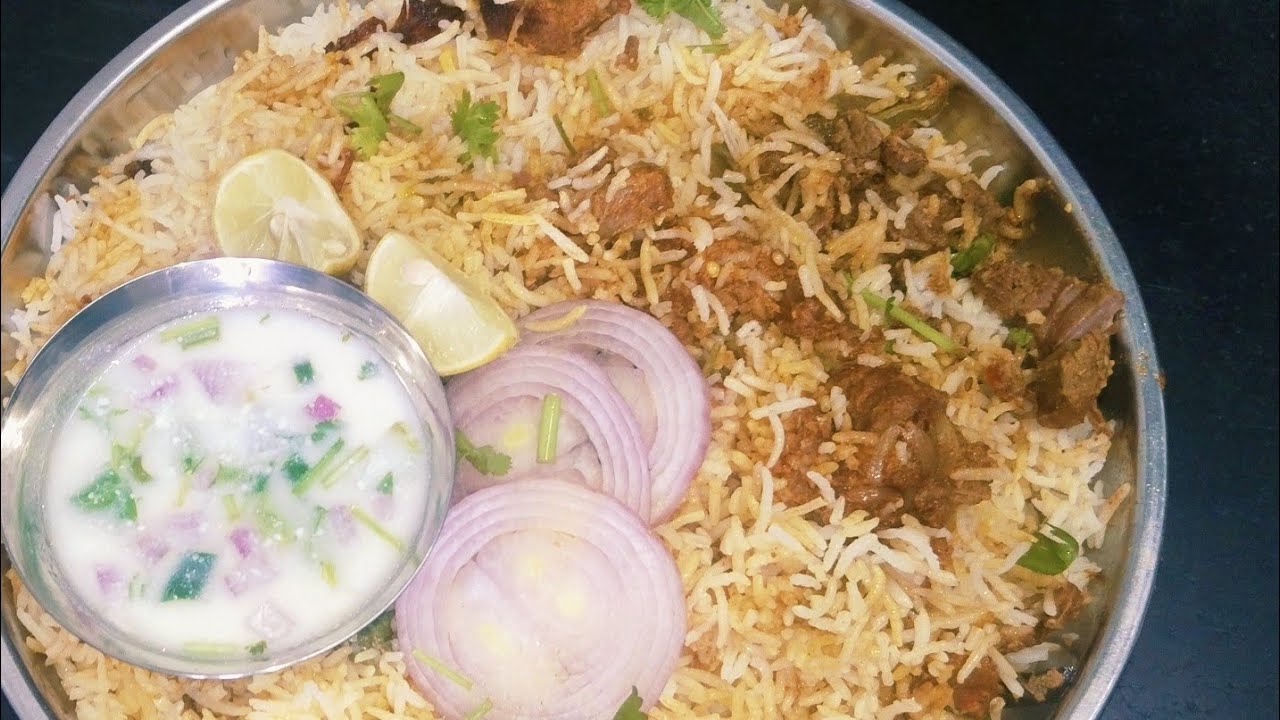 చాలా సింపుల్ గా మటన్ దమ్ బిర్యానీ ఇలా చేయండి సూపర్ టేస్టీఉంటుంది#muttondumbiryani#super#tasty#recipe