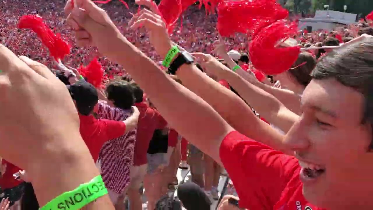 SInging Sweet Caroline at UGA vs Arkansas football Oct 2, 2021