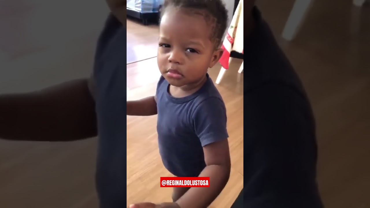 Crian&ccedil;a incorporada com preto velho