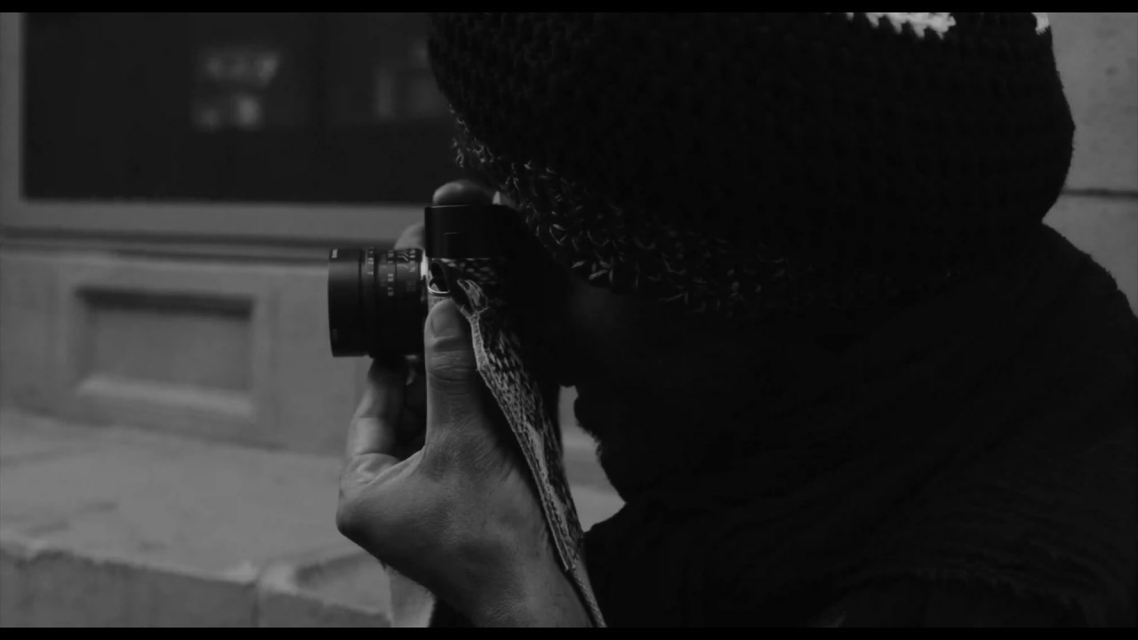 Lenny Kravitz with the Leica M Monochrom ‘Drifter’ by Kravitz Design