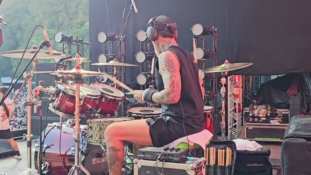 DEAD FISH I WANNA BE TOUR - DENTES AMARELOS ( CURITIBA PEDREIRA ) - ZERO E UM ( ALLIANZ PARQUE )