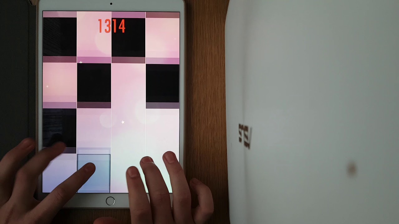 Piano Tiles 2 - Ievan Polkka 3080 Legendary World Record!