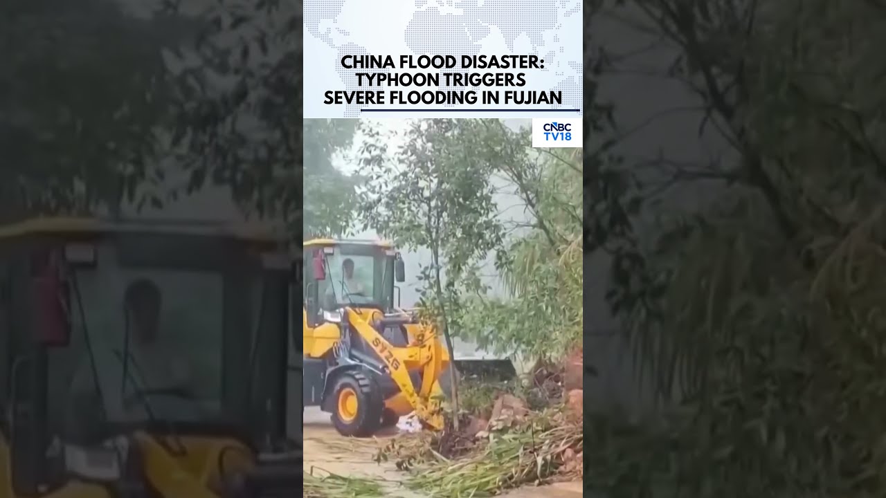 China Floods: Typhoon Saudel Triggers Flash Floods in Fujian | 2,500 Trapped In School | N18G