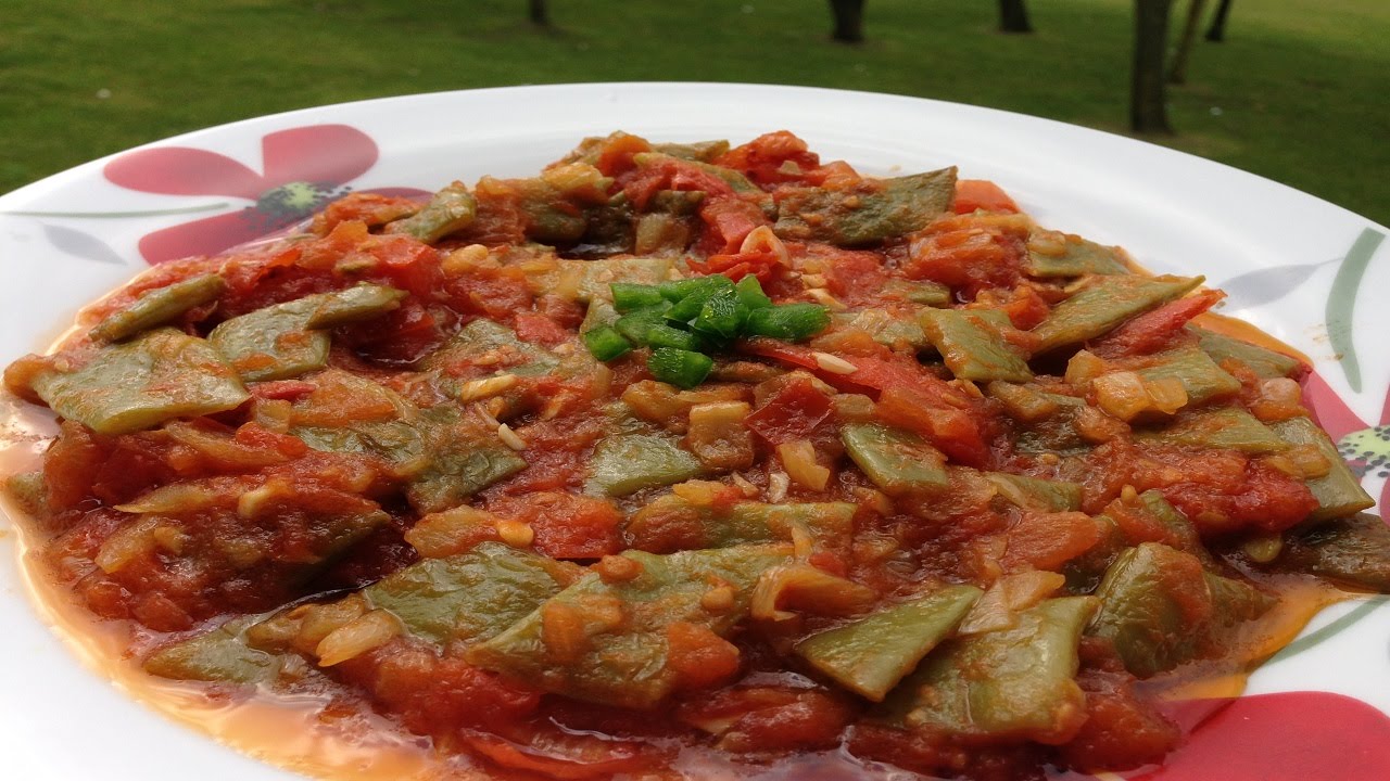 Loubieh B Zeit - Sauteed Green Beans With Tomatoes - طريقة  تحضير اللوبيا بالزيت