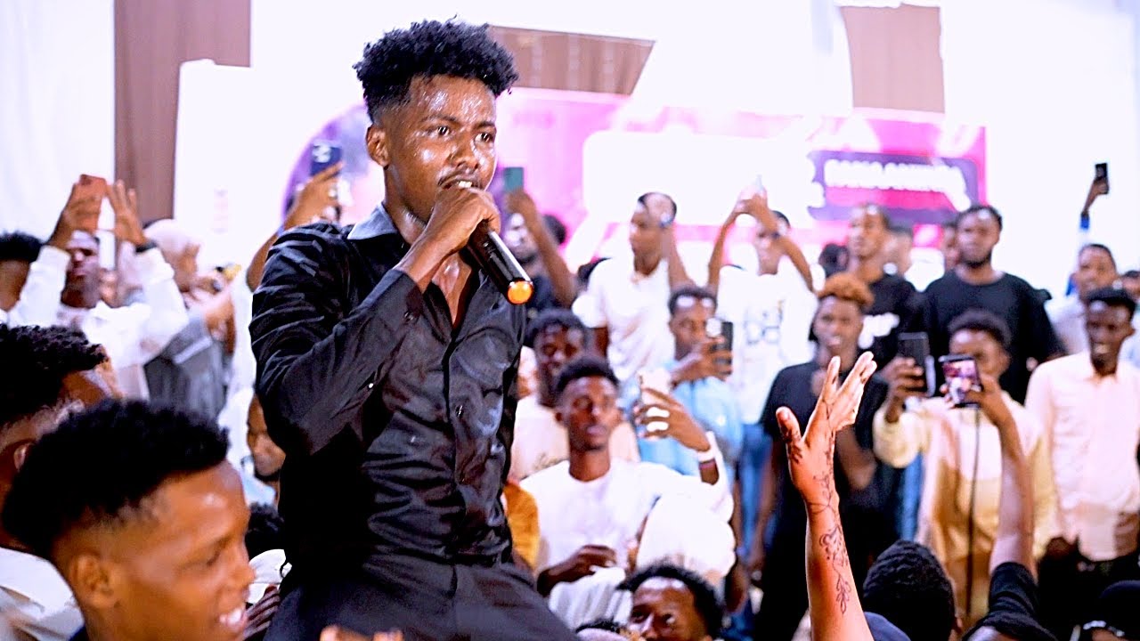 Ismaaciil Aarka Oo Wacdaro Ka Dhigay Showgii Dayax Dalnuurshe 2024