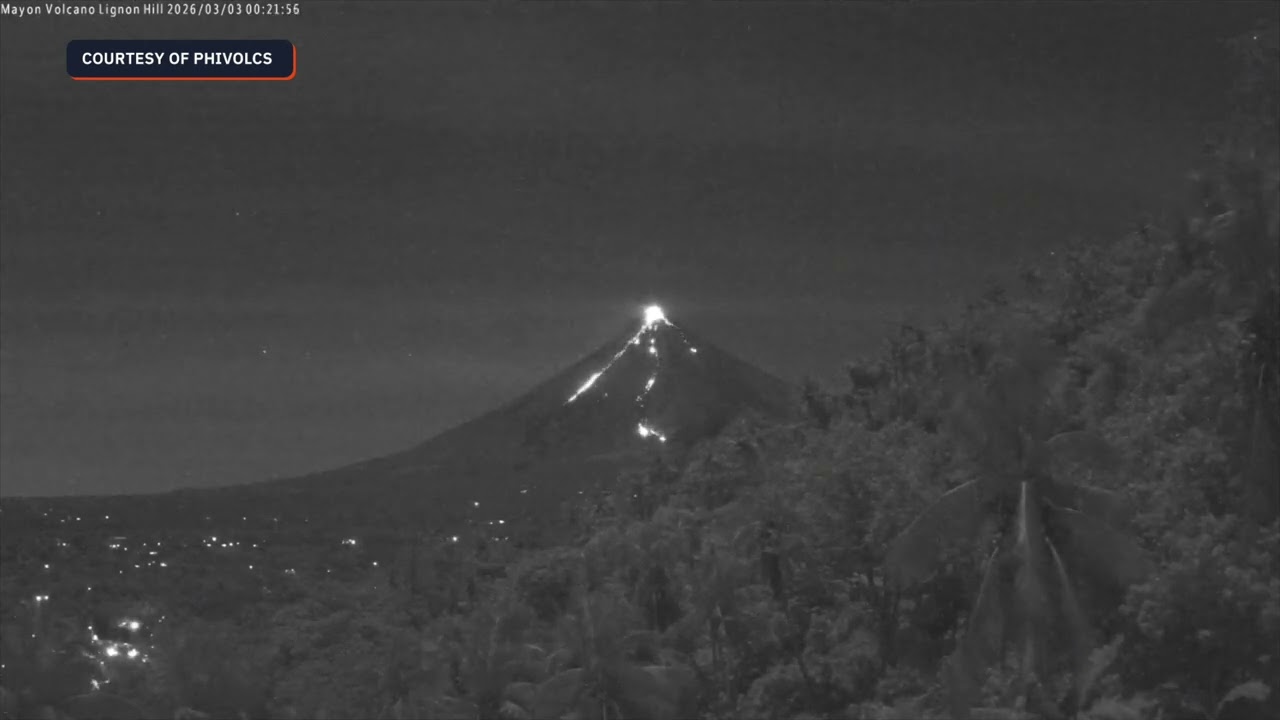 Mayon shows firework-like lava bursts