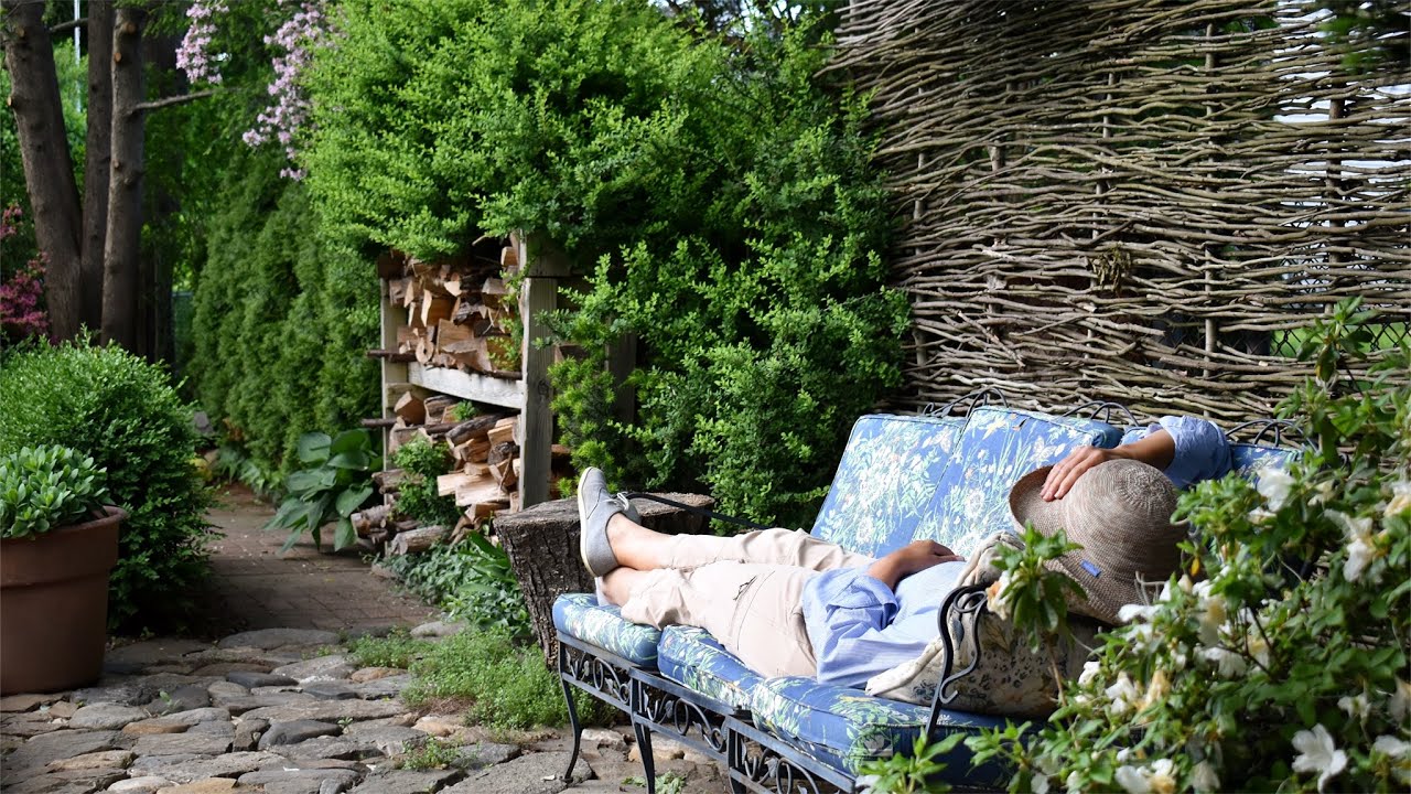 How I Fell in Love with Weeds