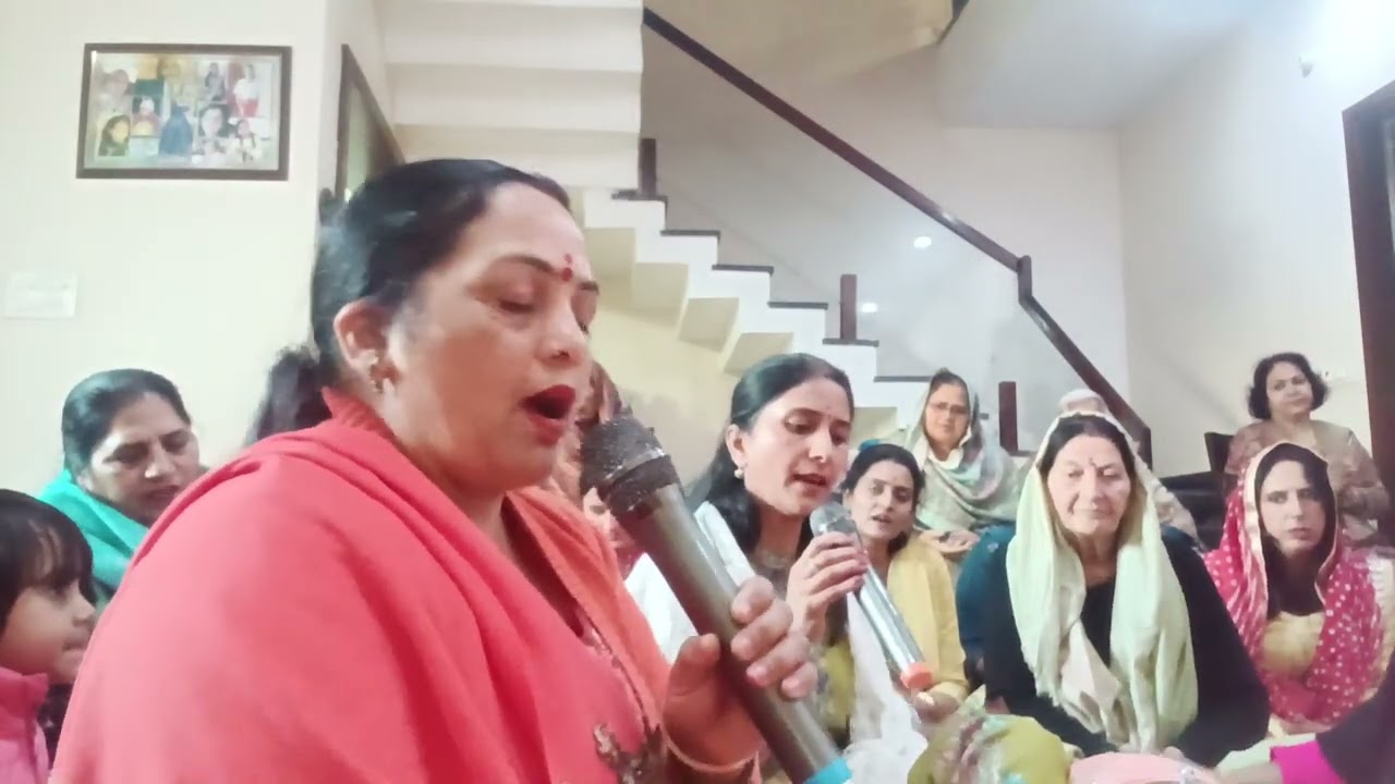 #बृहस्पतिवार भजन# मन दे मकान विच आजा मेरे मालका ♥️ आसन लगाया बीच  बेजा  मेरे मालका##viralvideo 