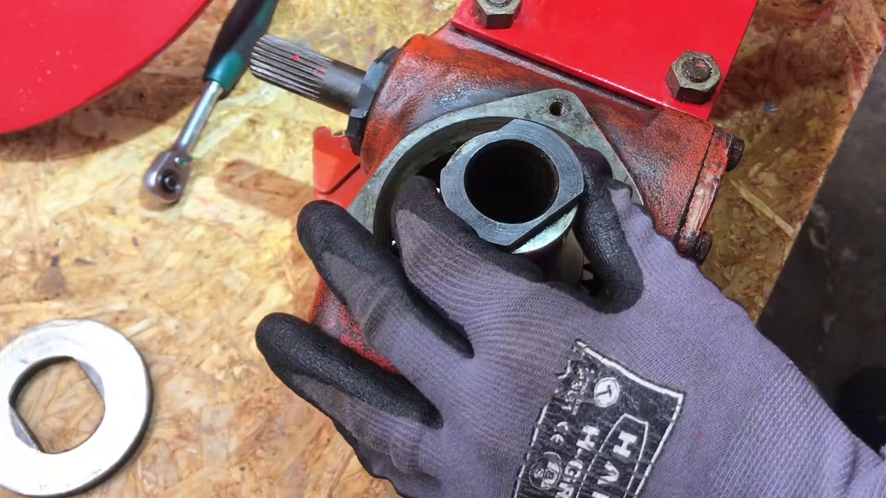 Service av Belos Gravely snöslunga