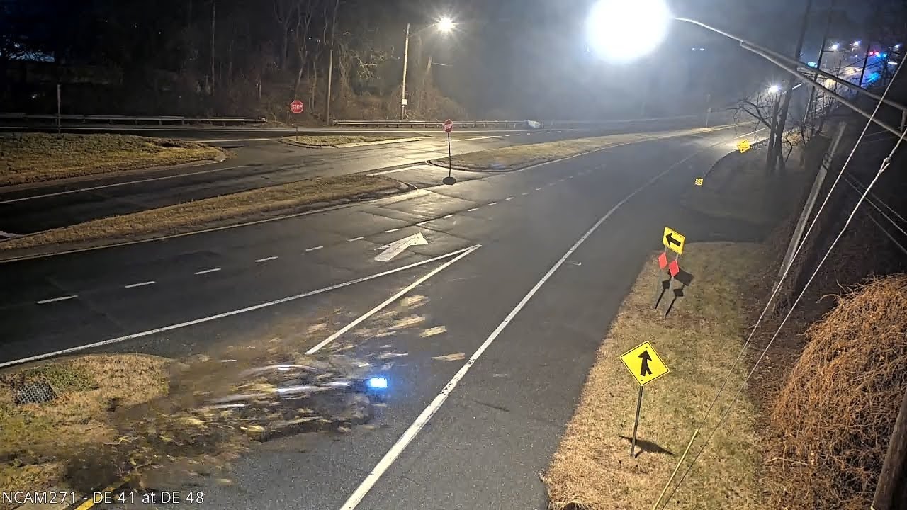 [HORROR] Delaware: Speeding Driver Crashes Into Light Pole & Another Speeding Driver Plows Into Them
