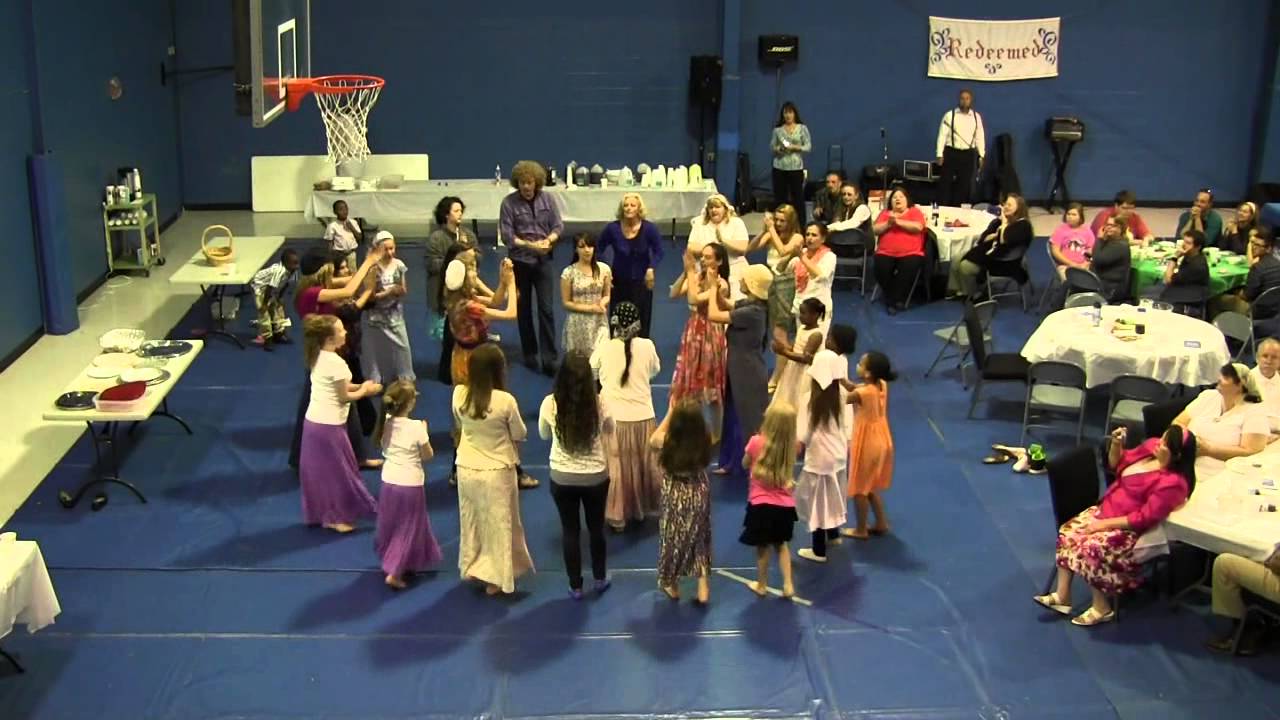 Hine Ma Tov - Dance At Passover