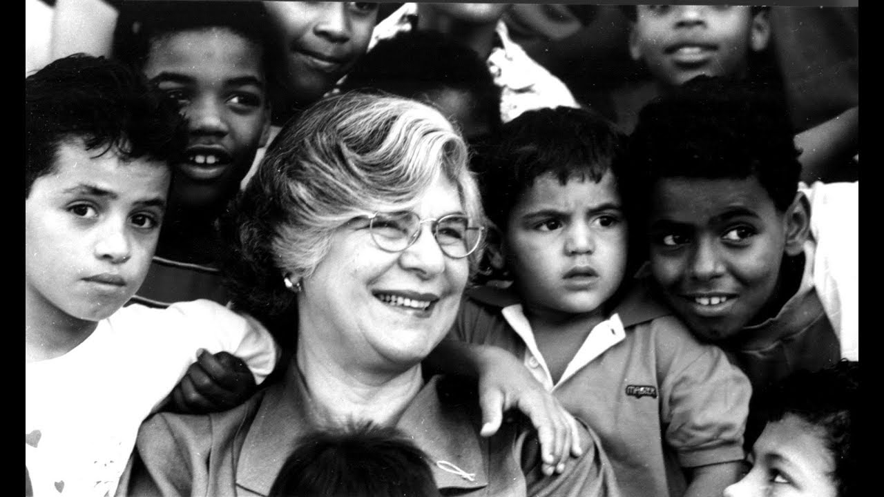 EDUCAÇÃO PARA O 3° MILÊNIO -- com D. Isabel Salomão de Campos